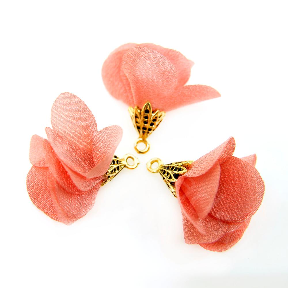 Flower Tassel - Gold Leaf Cap Peach 5pcs