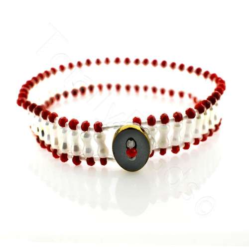 Crystal Hourglass Bracelet white bracelet making kit — DIY set with beads and instructions for creating handmade jewelry