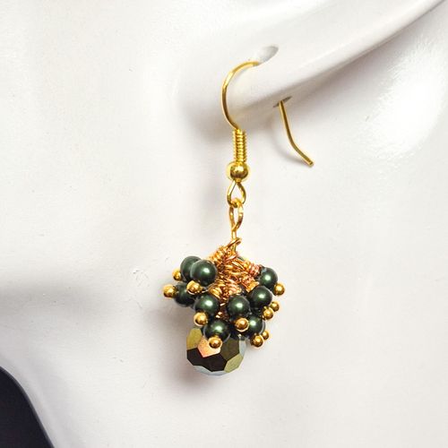 Beverley Cluster Earring 3 Pairs green iris earring making kit — DIY set with beads and instructions for creating handmade jewelry