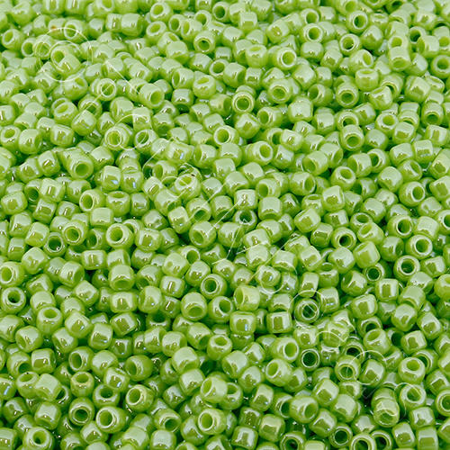 Toho Size 11 Seed Beads 10g - Opaque Lust. Sour Apple