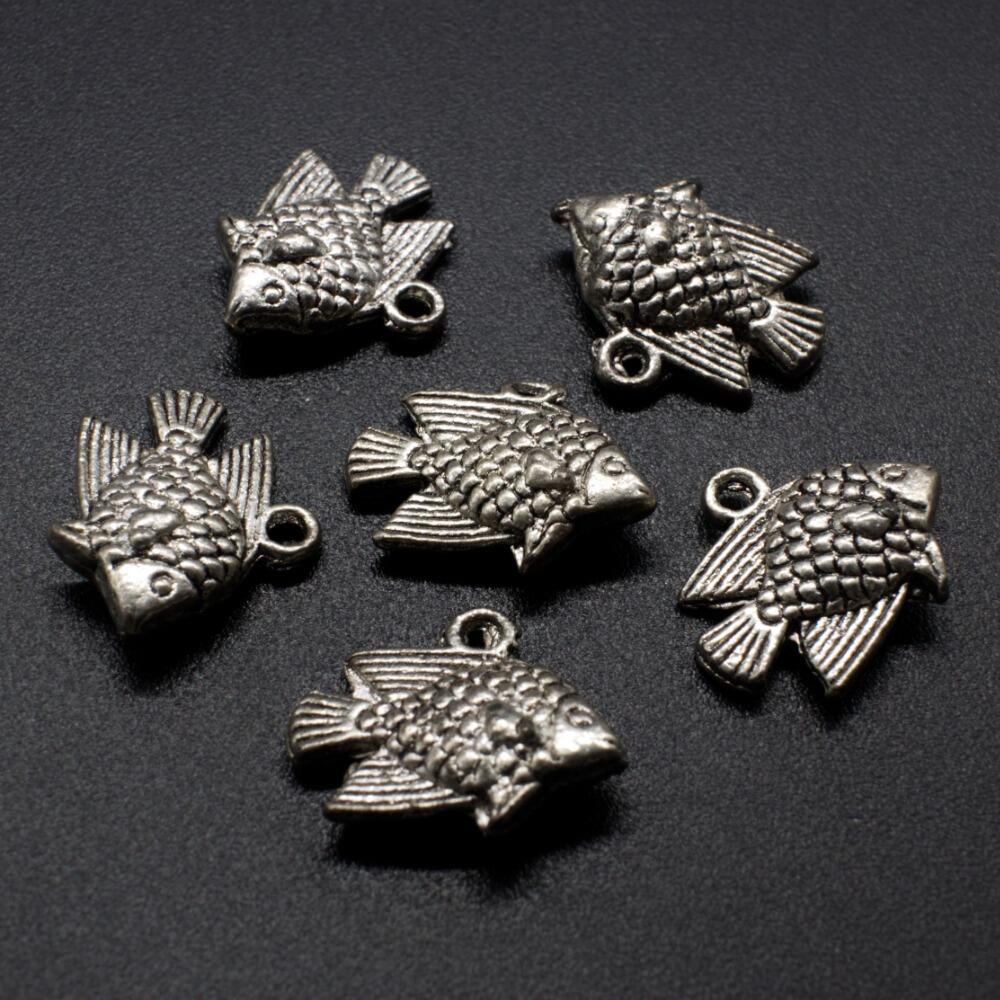 Antique Silver Metal Charm Fish 18mm 10pcs for jewellery making