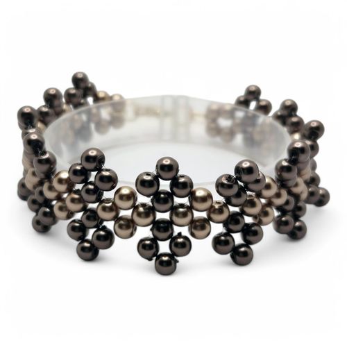Jacqueline Pearl Bracelet caramel & coffee bracelet making kit — DIY set with beads and instructions for creating handmade jewelry