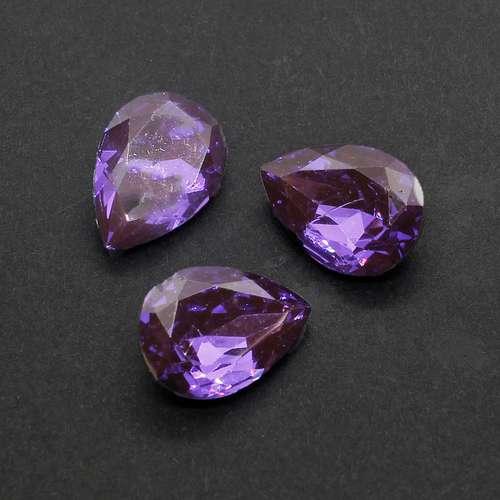 18mm resin Rivoli stone purple velvet — faceted round crystal-style cabochon ideal for jewelry making, settings, and crafts