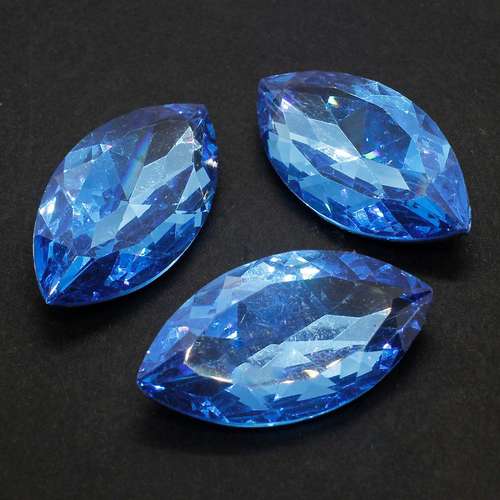 32mm resin Rivoli stone sapphire — faceted round crystal-style cabochon ideal for jewelry making, settings, and crafts