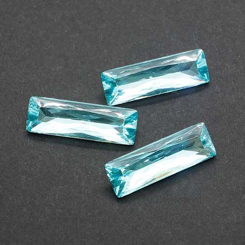 21mm resin Rivoli stone aqua — faceted round crystal-style cabochon ideal for jewelry making, settings, and crafts