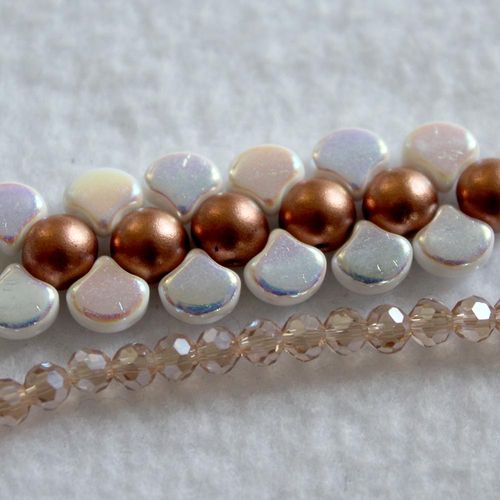 Ginko Bracelet White AB bracelet making kit — DIY set with beads and instructions for creating handmade jewelry