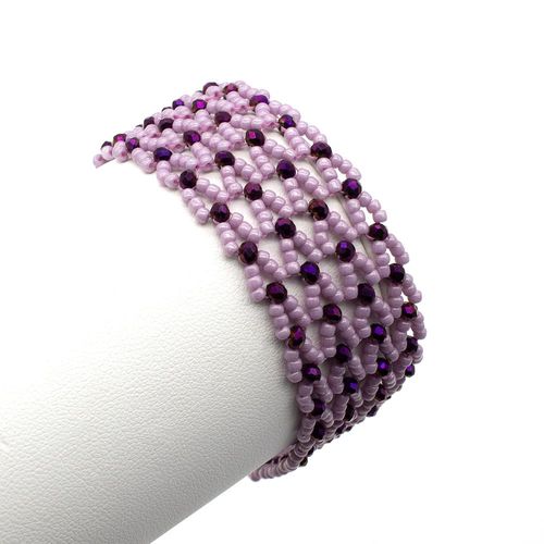 Diane Bracelet mauve bracelet making kit — DIY set with beads and instructions for creating handmade jewelry
