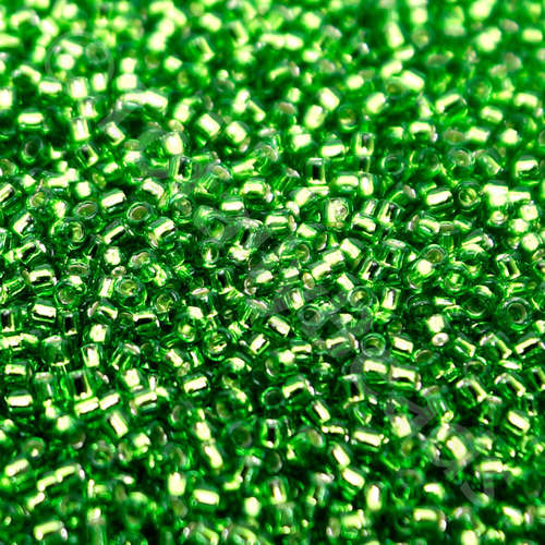 Toho Size 15 Seed Beads 10g - Silver Lined Peridot