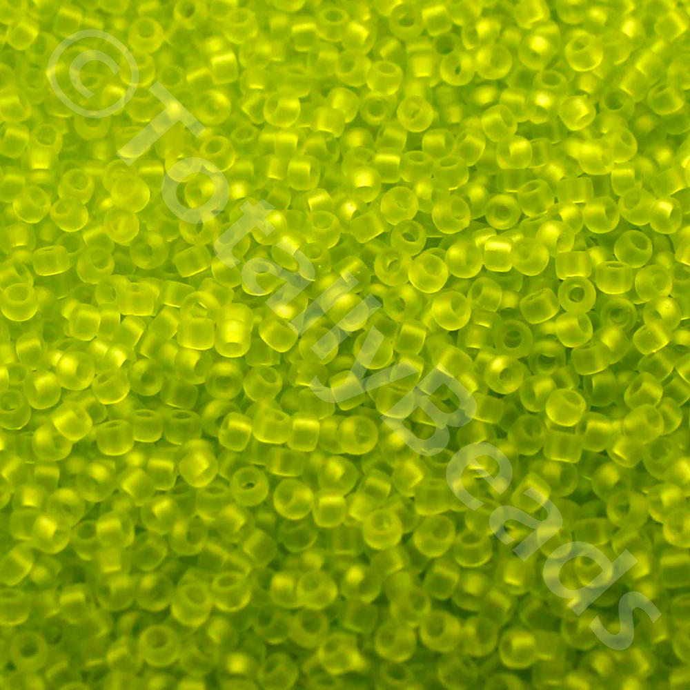 Toho Size 15 Seed Beads 10g - Trans. Frosted Lime Green