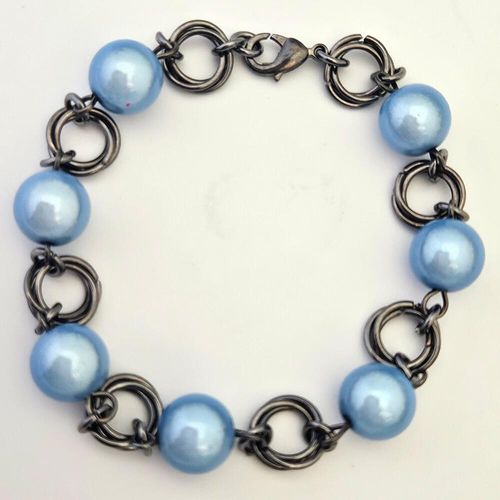 Mobious Miracle Jewellery black & blue jewelry making kit — DIY set with beads and instructions for creating handmade jewelry