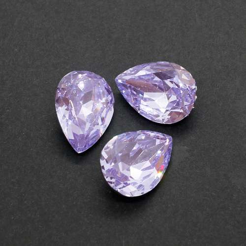 18mm resin Rivoli stone lavender — faceted round crystal-style cabochon ideal for jewelry making, settings, and crafts