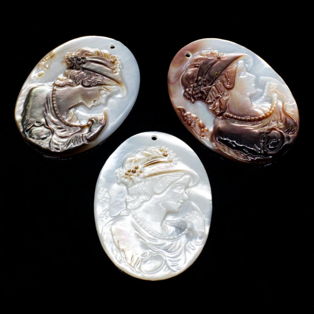 Mother of Pearl Pendant Oval Lady with Hat Right 40mm for jewellery making