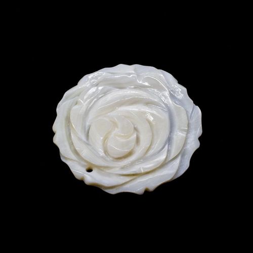 Shell Pendant Rose Disc 40mm for jewellery making
