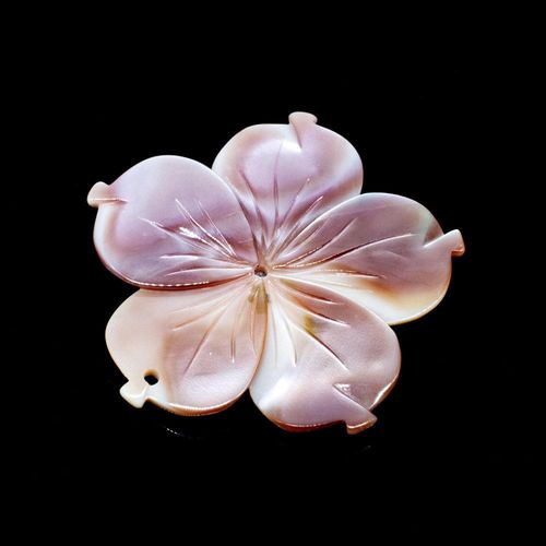 Mother of Pearl Pendant 5 Petal Flower 40mm Lilac Pink for jewellery making