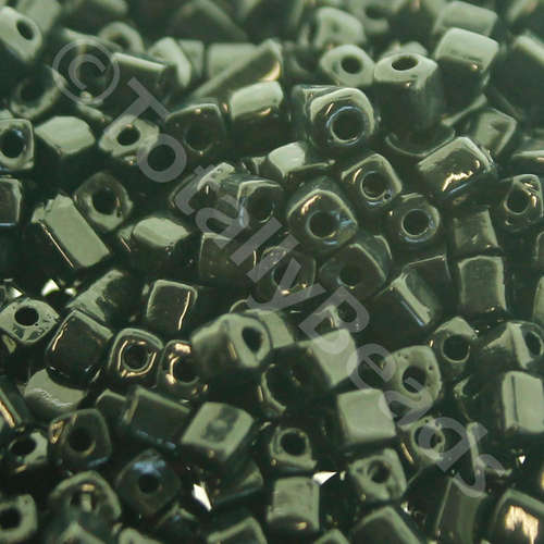 Glass Cube Bead 4mm Black - 40g