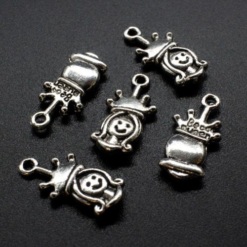 Antique Silver Metal Charm Bead Queen 19mm 10pcs for jewellery making