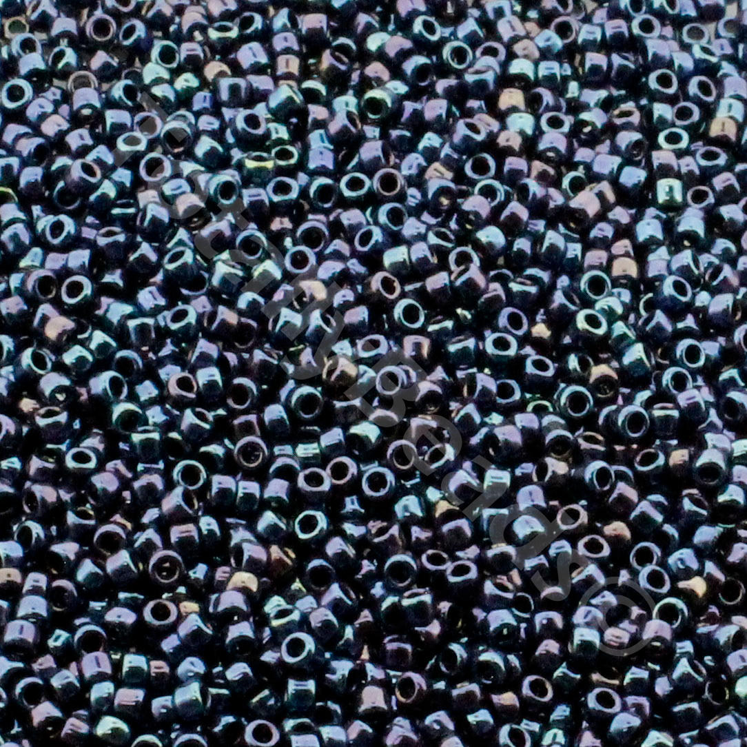 Toho Size 15 Seed Beads 10g - Metallic Cosmos
