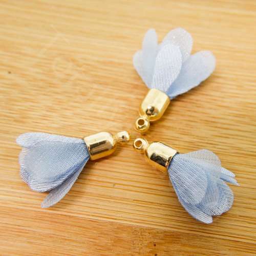 Flower Tassel Freesia - Gold Tone Cap Pastel Blue 5pcs