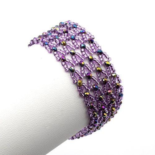 Diane Bracelet lilac bracelet making kit — DIY set with beads and instructions for creating handmade jewelry