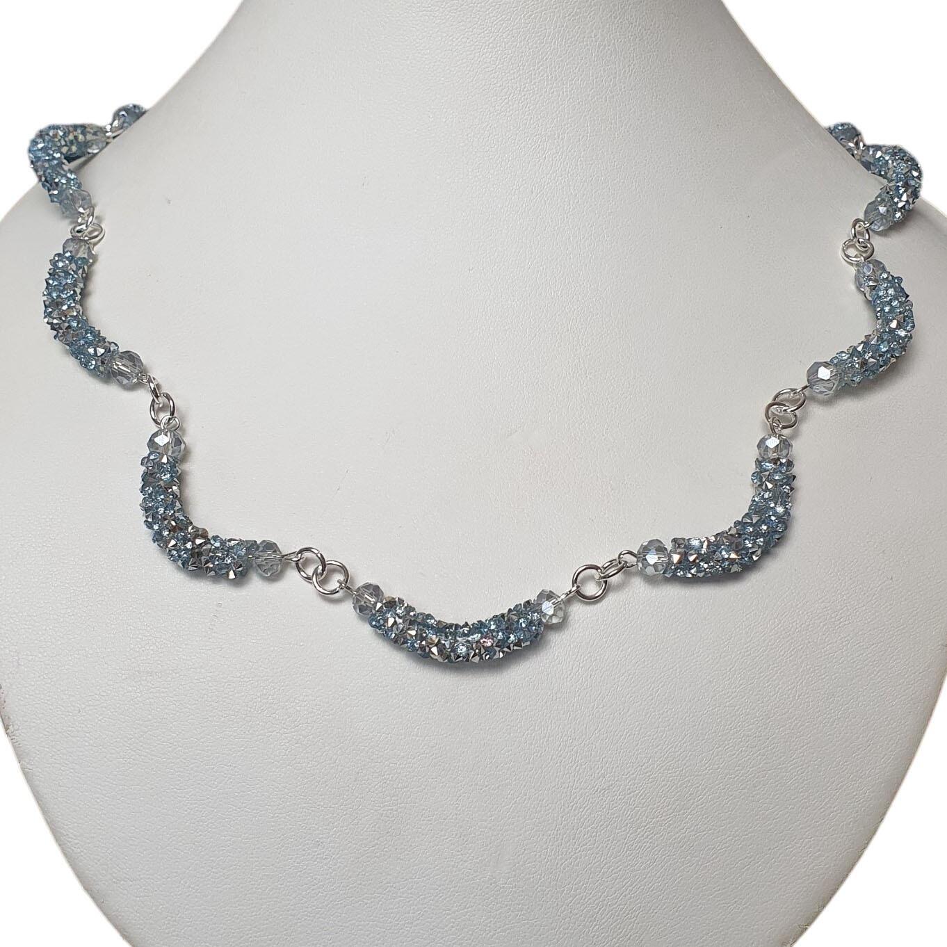 GLORIA NECKLACE- WHITE/GOLD main image 1