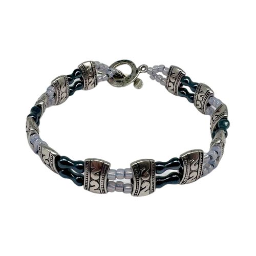 Bree Peanut Bracelets hematite bracelet making kit — DIY set with beads and instructions for creating handmade jewelry