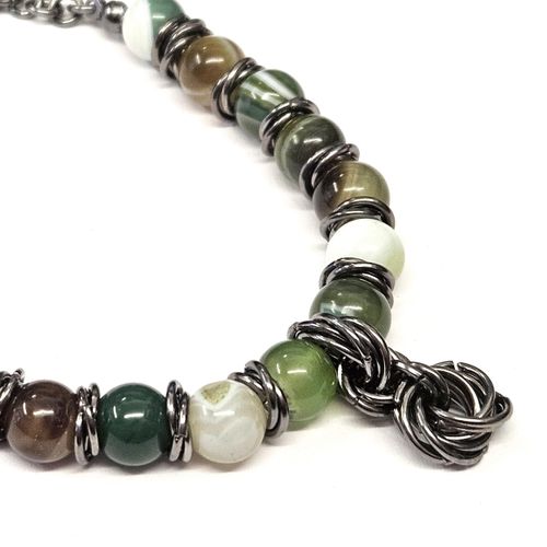 Laura Agate Jewellery green jewelry making kit — DIY set with beads and instructions for creating handmade jewelry