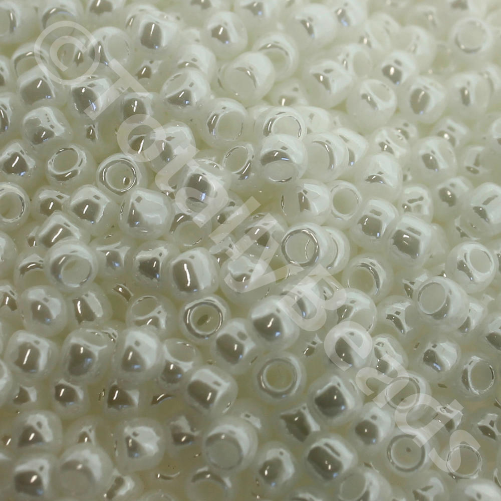 Toho Size 6 Seed Beads 10g - Opaque Luster White
