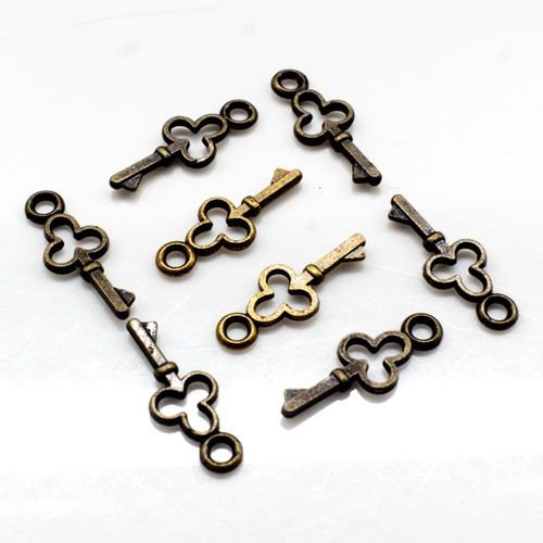 Antique Bronze Metal Charm Key 16mm 20pcs for jewellery making