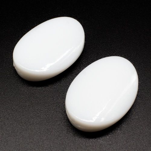 Acrylic Concave Oval Beads 28mm 8pcs   White for jewellery making