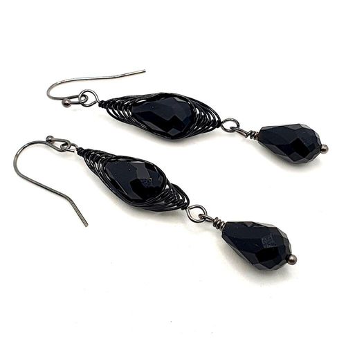 Christine Wire Earrings 10 Pairs jet black earring making kit — DIY set with beads and instructions for creating handmade jewelry