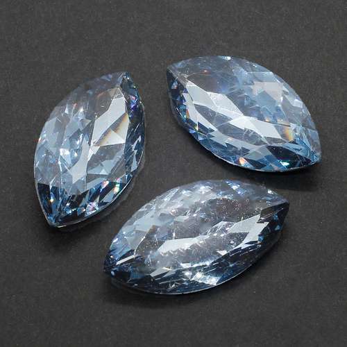 32mm resin Rivoli stone montana — faceted round crystal-style cabochon ideal for jewelry making, settings, and crafts