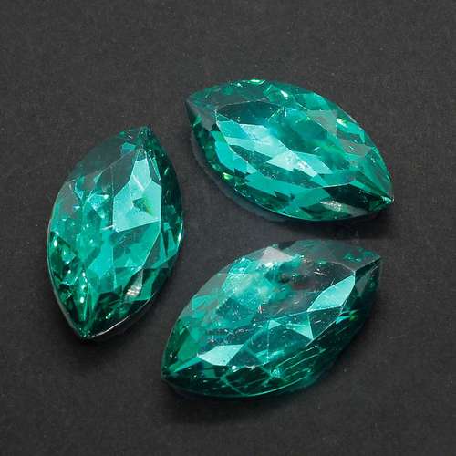 32mm resin Rivoli stone teal — faceted round crystal-style cabochon ideal for jewelry making, settings, and crafts