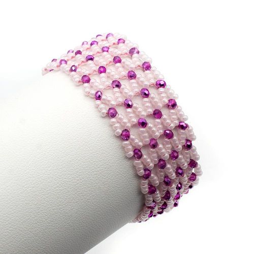 Diane Bracelet pink bracelet making kit — DIY set with beads and instructions for creating handmade jewelry