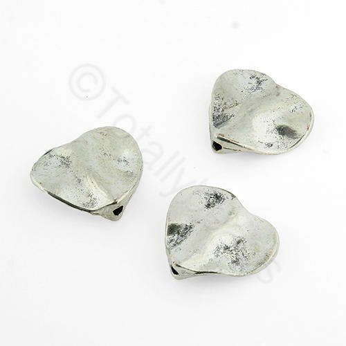 Silver Hamered - 15mm - Heart 12pcs