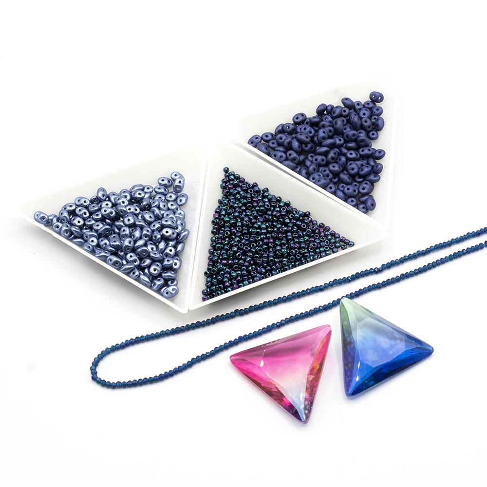 BC 2023 WK 10 : Triangle Pendant   Pink Blue 5x2mm for jewellery making