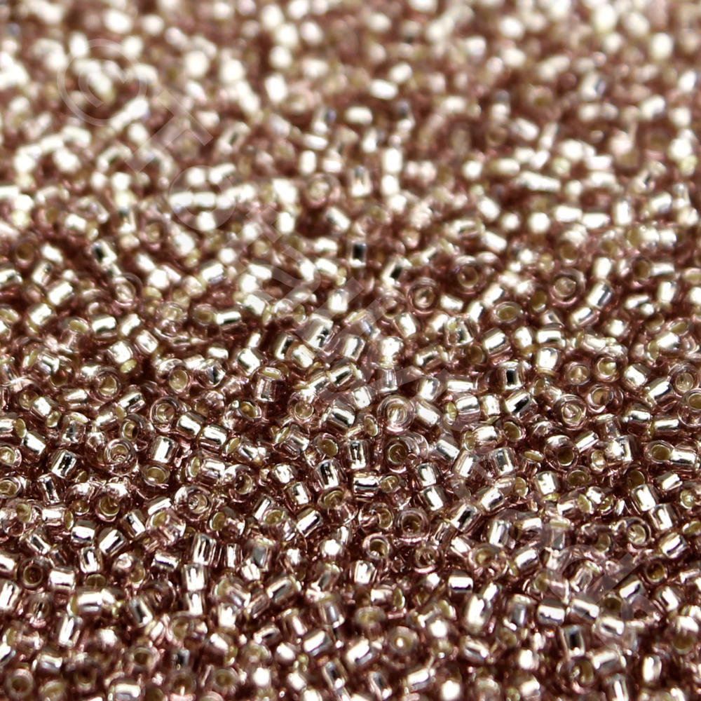 Toho Size 15 Seed Beads 10g - Silver Lined Lt Amethyst