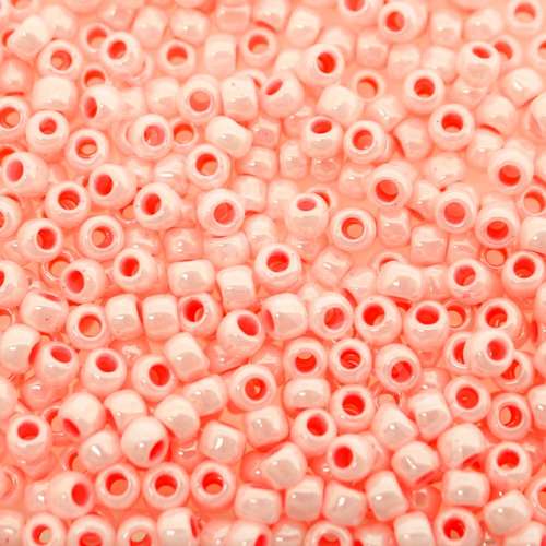 Toho Size 6 Seed Beads 10g - Opq. Pastel Peach Blossom