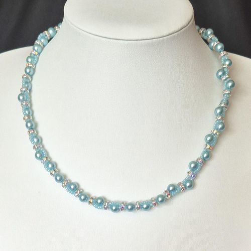 Delores Sparkle Pearl Necklace Bracelet iceberg bracelet making kit — DIY set with beads and instructions for creating handmade jewelry