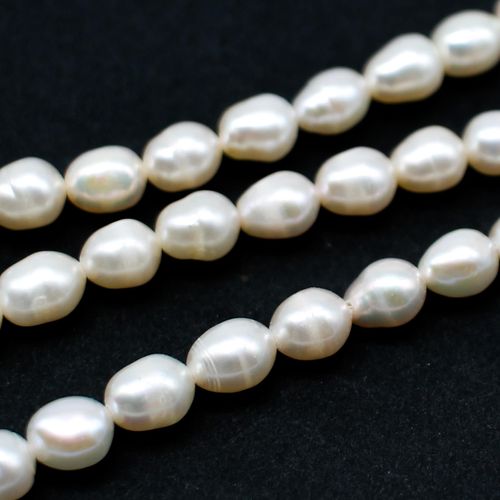 Freshwater Pearls 5 6mm Rice Off White   14" String for jewellery making