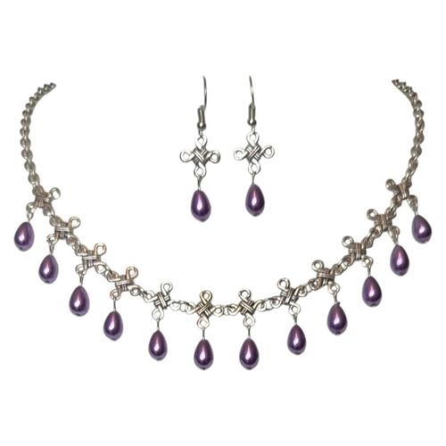 Judith Jewellery Dark Lavender jewelry making kit — DIY set with beads and instructions for creating handmade jewelry