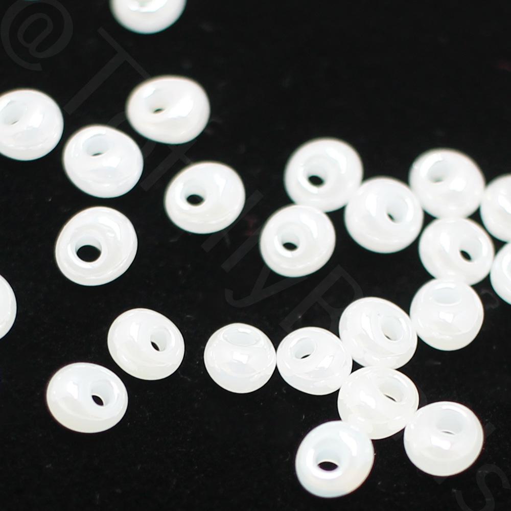 Toho Magatama Beads 3mm 10g - Ceylon Snowflake