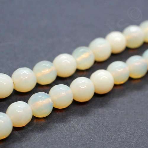 Opal Cream Round Faceted - 7mm