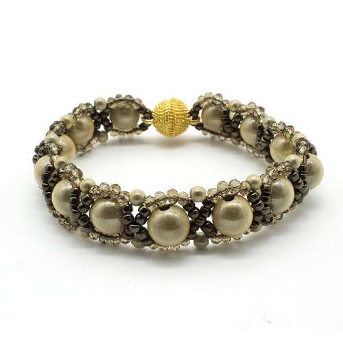 Lucy Miracle Bracelet gold bracelet making kit — DIY set with beads and instructions for creating handmade jewelry