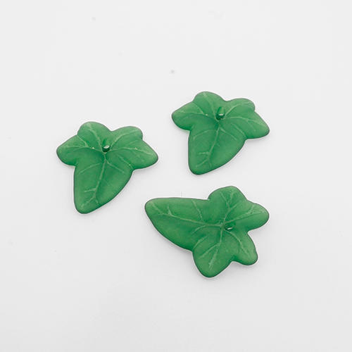 Lucite Leaf Small - Green - 35 pcs