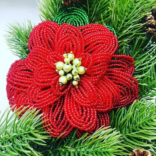 Poinsettia Flowers Kit jewelry making kit — DIY set with beads and instructions for creating handmade jewelry