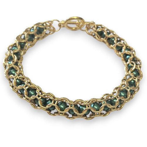 Cora Beaded Chain Maille Bracelets gold bracelet making kit — DIY set with beads and instructions for creating handmade jewelry