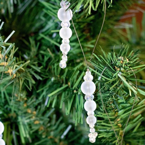 Opaline Icicle Decoration Makes 30 frost white jewelry making kit — DIY set with beads and instructions for creating handmade jewelry