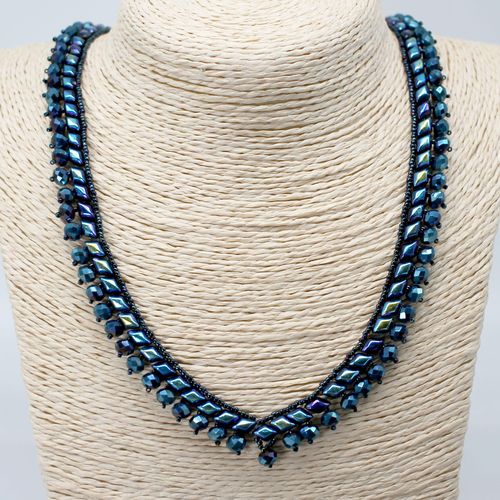 Gemma Necklace black ab necklace making kit — DIY set with beads and instructions for creating handmade jewelry