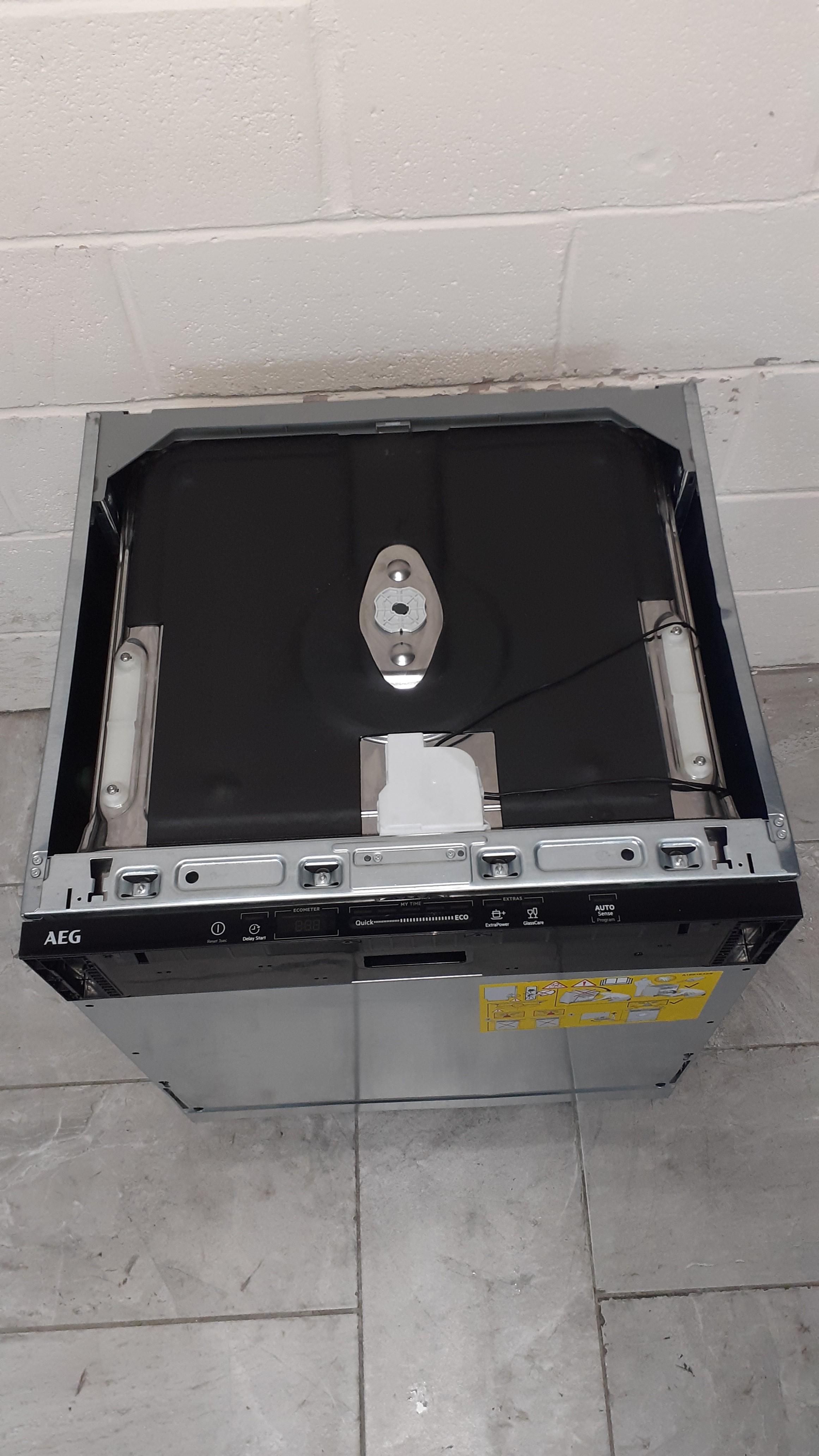 AEG AirDry Technology FSS53907Z Fullsize Fully Integrated Dishwasher