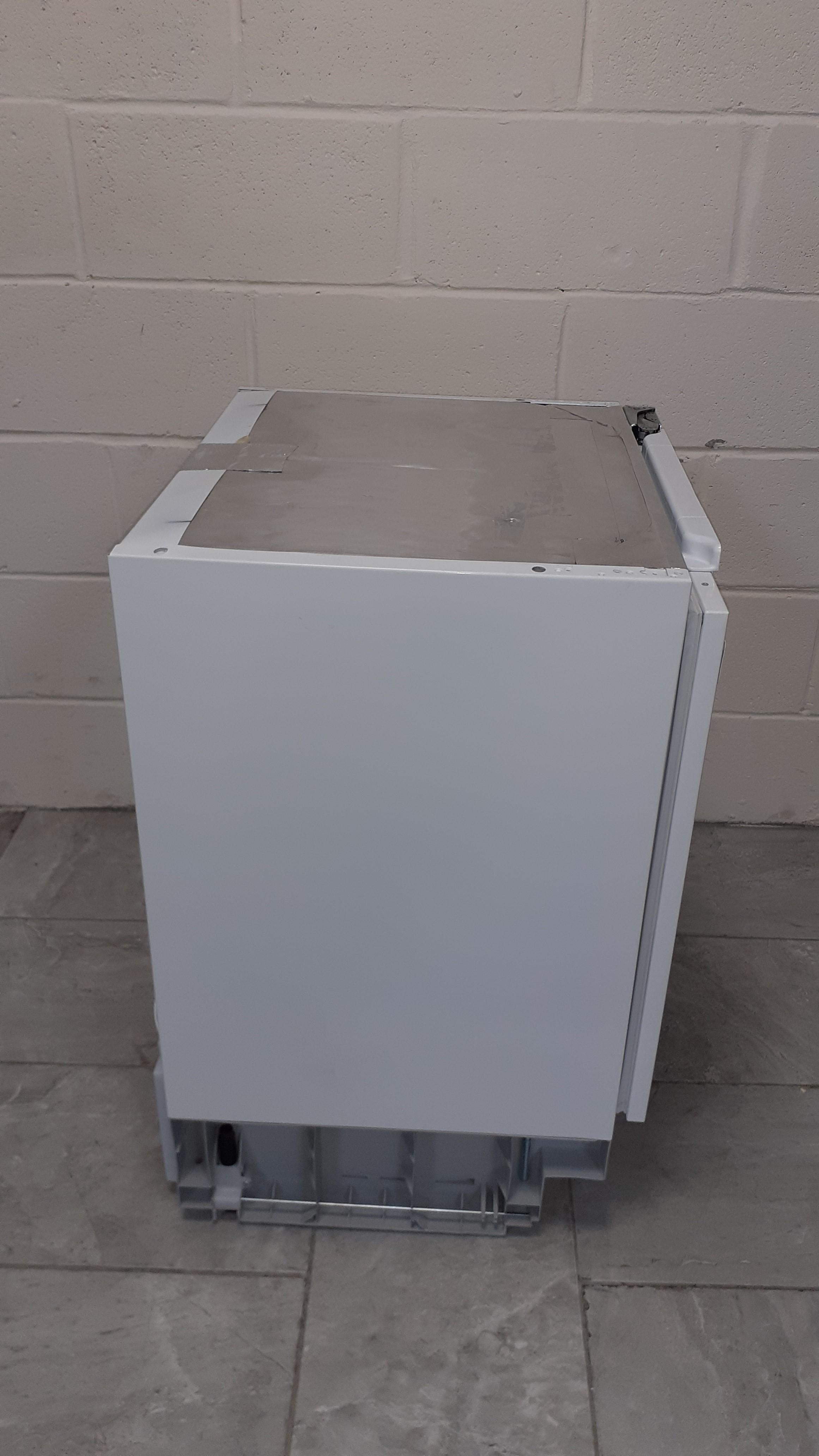 Zanussi ZQA14030DV Integrated Under Counter A+ Larder Fridge